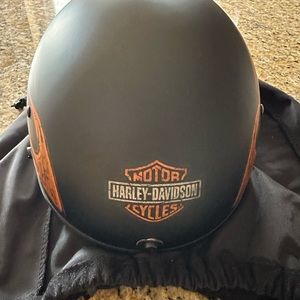 Harley Davidson 1/2 Beanie Helmet Size Medium-Like New